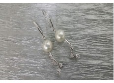 Diamond Pearl Earring